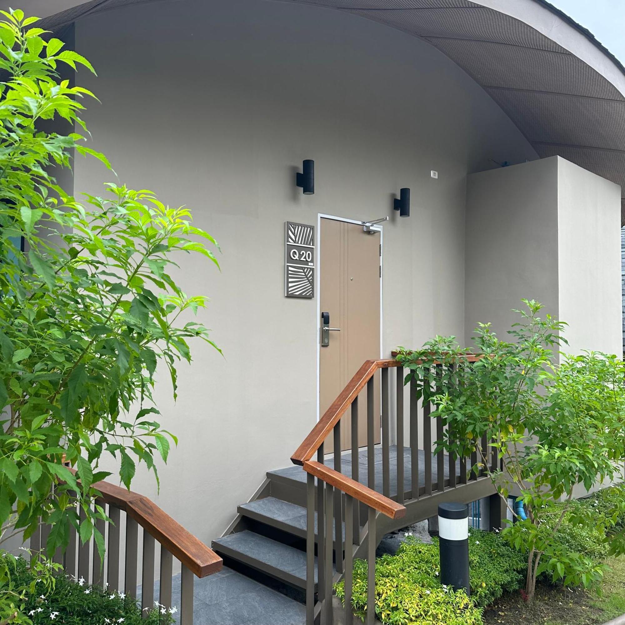 Patong Bay Hill Hotel Exterior photo