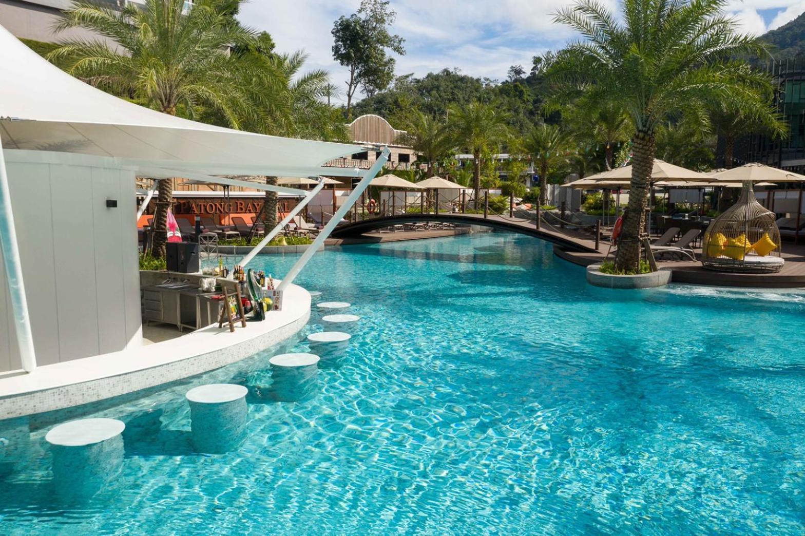 Patong Bay Hill Hotel Exterior photo